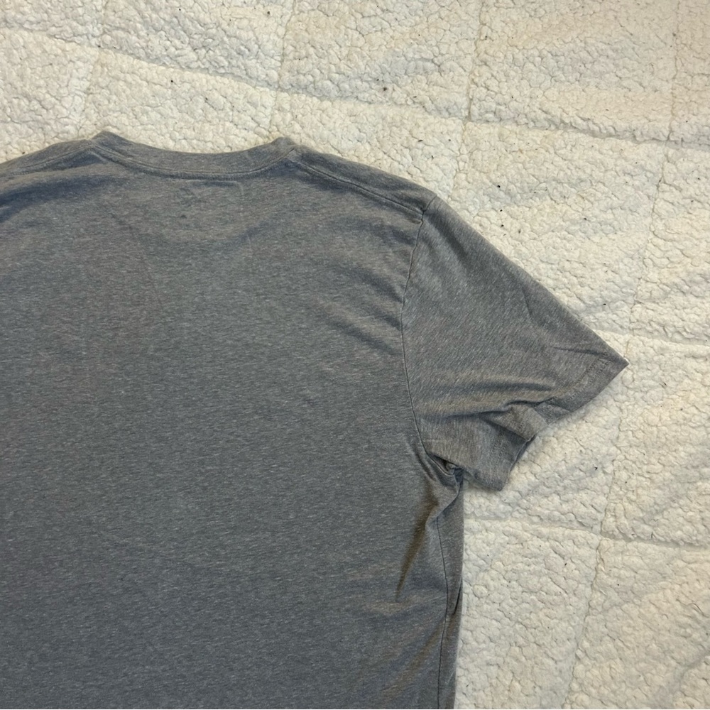 Hollister Gray Short Sleeve Tee - Picture 10 of 10